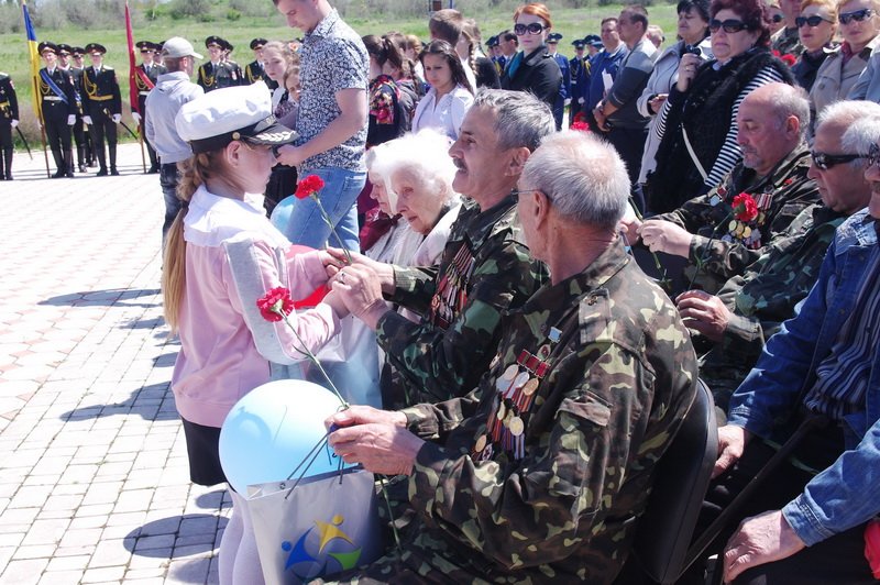 Под Одессой перезахоронили прах 18 защитников города (фото) - фото 1 Под Одессой перезахоронили прах 18 защитников города (фото) - фото 1