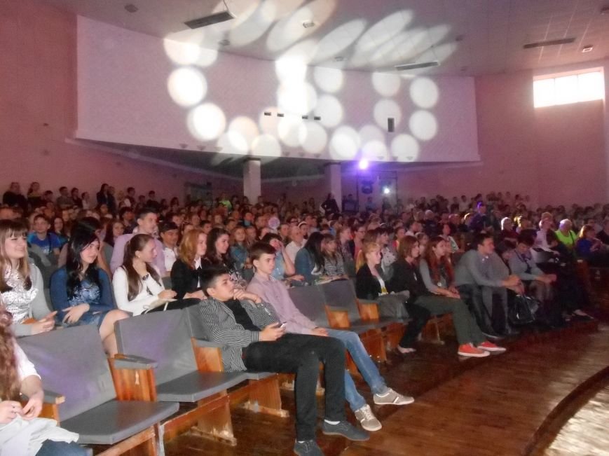 В Днепродзержинске состоялся гала-концерт детского творчества «Виват, талант!» (фото) - фото 4 В Днепродзержинске состоялся гала-концерт детского творчества «Виват, талант!» (фото) - фото 4