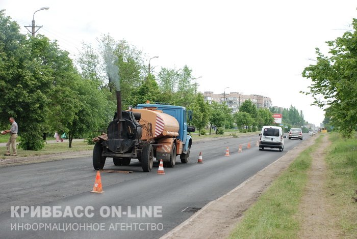 Пациенты «тысячки» больше не будут добираться до больницы по разбитой дороге (ФОТО) (фото) - фото 1 Пациенты «тысячки» больше не будут добираться до больницы по разбитой дороге (ФОТО) (фото) - фото 1
