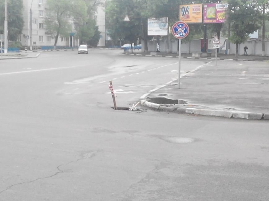 В Сумах массово воруют ливневки: за ночь «тырят» до 16 штук (ФОТО) (фото) - фото 1 В Сумах массово воруют ливневки: за ночь «тырят» до 16 штук (ФОТО) (фото) - фото 1