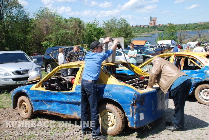 В Кривом Роге состоялся первый этап «Гонок на выживание» (ФОТО) (фото) - фото 1 В Кривом Роге состоялся первый этап «Гонок на выживание» (ФОТО) (фото) - фото 1