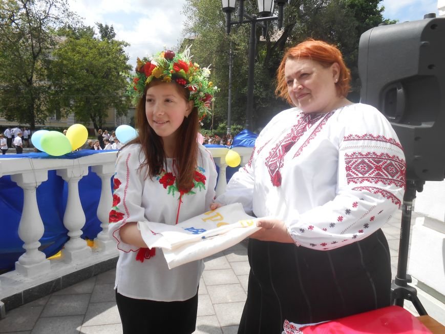 Днепродзержинск объединяет Украину (фото) - фото 17 Днепродзержинск объединяет Украину (фото) - фото 17