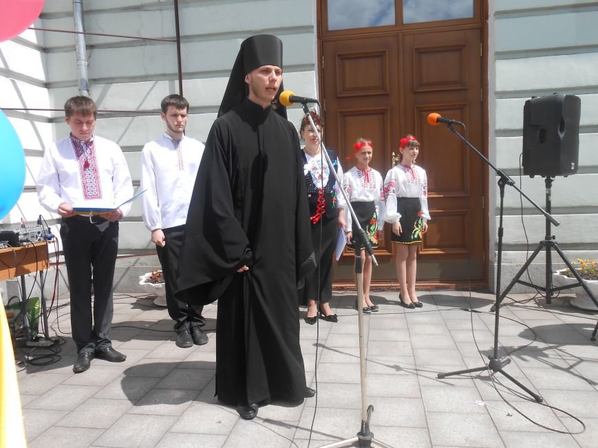 Днепродзержинск объединяет Украину (фото) - фото 14 Днепродзержинск объединяет Украину (фото) - фото 14