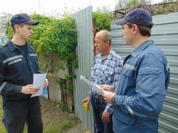 Сотрудники ГСЧС напомнили мариупольцам правила противопожарной безопасности (ФОТО) (фото) - фото 1 Сотрудники ГСЧС напомнили мариупольцам правила противопожарной безопасности (ФОТО) (фото) - фото 1