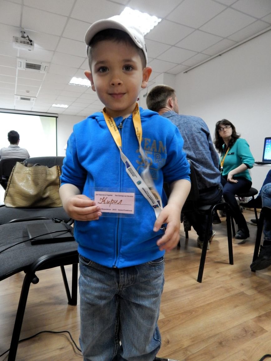 Молодь Івано-Франківська генерує ідеї для покращення життя міста (ФОТО) (фото) - фото 5 Молодь Івано-Франківська генерує ідеї для покращення життя міста (ФОТО) (фото) - фото 5