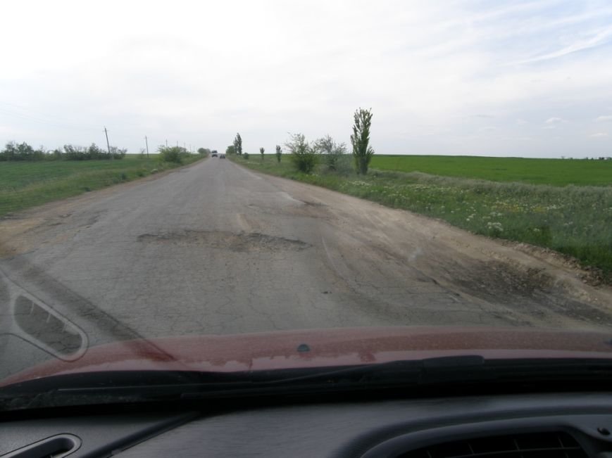 В Одесской области саботируют ремонт дорог: Ужасы подъезда к Раздельной (ФОТО) (фото) - фото 1 В Одесской области саботируют ремонт дорог: Ужасы подъезда к Раздельной (ФОТО) (фото) - фото 1
