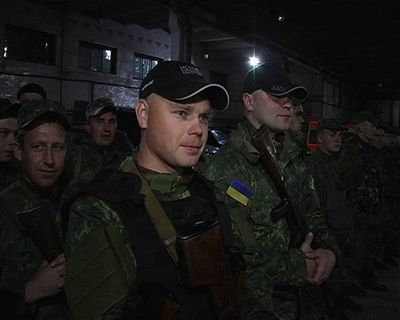 В зону АТО отправились сумские правоохранители, чтобы подменить своих коллег (ФОТО) (фото) - фото 1 В зону АТО отправились сумские правоохранители, чтобы подменить своих коллег (ФОТО) (фото) - фото 1