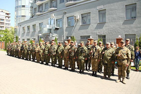 Зі Сходу на Хмельниччину повернувся зведений міліцейський загін (ФОТО) (фото) - фото 3 Зі Сходу на Хмельниччину повернувся зведений міліцейський загін (ФОТО) (фото) - фото 3