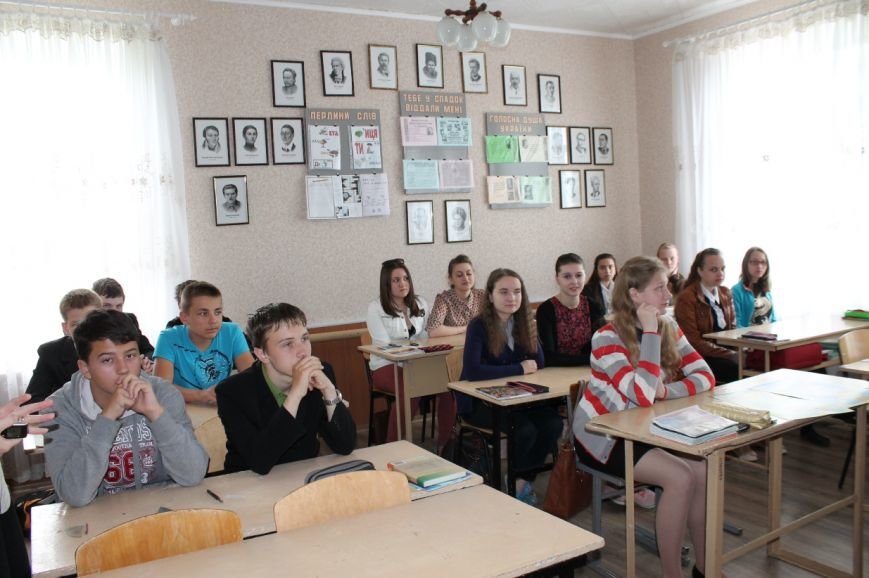 Военные посетили урок мужества и патриотизма (фото) - фото 5 Военные посетили урок мужества и патриотизма (фото) - фото 5