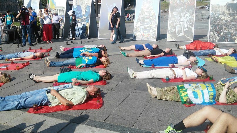 Родственники погибших в катастрофе Ил-76 требовали справедливого расследования и наказания виновных (ФОТО) (фото) - фото 1 Родственники погибших в катастрофе Ил-76 требовали справедливого расследования и наказания виновных (ФОТО) (фото) - фото 1