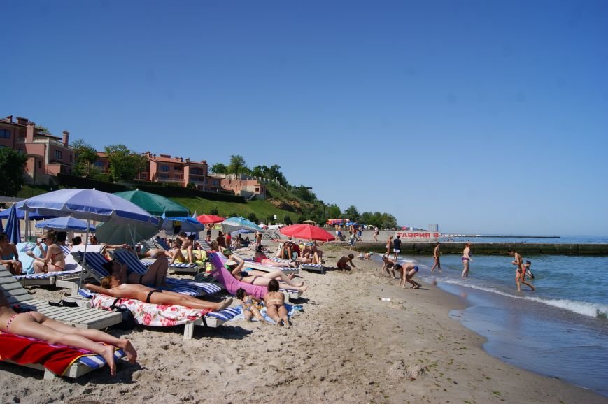 Пляжный контроль в Одессе: 16 ст. Большого Фонтана (фото) - фото 9 Пляжный контроль в Одессе: 16 ст. Большого Фонтана (фото) - фото 9
