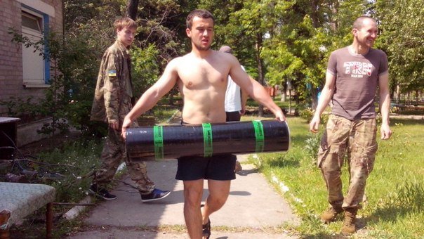 «Азов» помогает строительству школы в Урзуфе (ФОТО) (фото) - фото 1 «Азов» помогает строительству школы в Урзуфе (ФОТО) (фото) - фото 1
