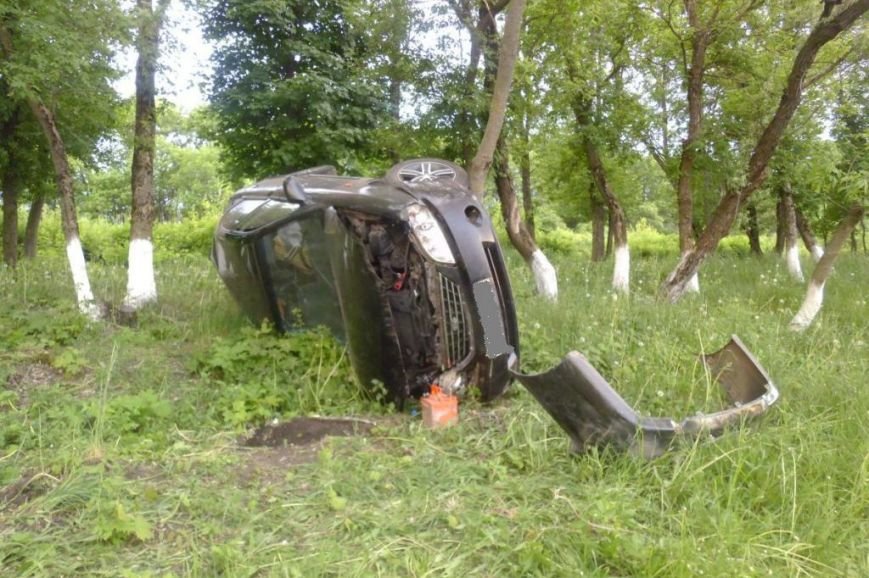 В Белгородской области в автоаварии погиб велосипедист (фото) - фото 3 В Белгородской области в автоаварии погиб велосипедист (фото) - фото 3