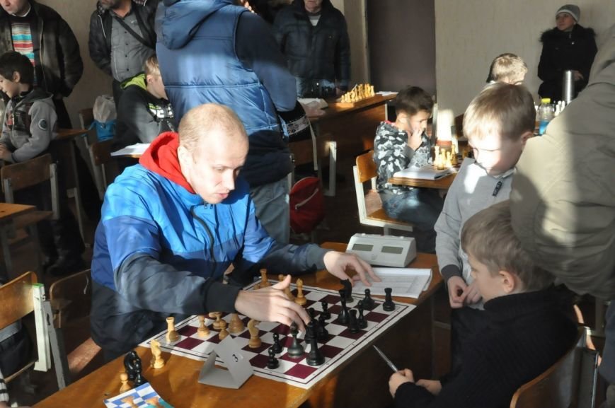 Днепродзержинский шахматист Константин Мостика поедет на чемпионат Украины (фото) - фото 1 Днепродзержинский шахматист Константин Мостика поедет на чемпионат Украины (фото) - фото 1