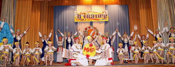 В ЦДЮТ «Мечта» состоялся праздник Последнего звонка «Наше творчество тебе, наш город!» (ФОТО) (фото) - фото 1 В ЦДЮТ «Мечта» состоялся праздник Последнего звонка «Наше творчество тебе, наш город!» (ФОТО) (фото) - фото 1
