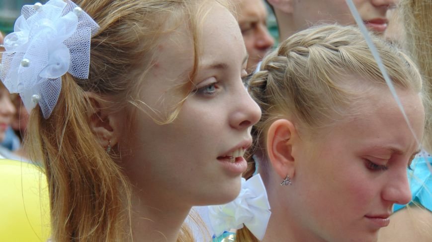 Фотопятница: «Праздник со слезами и счастливыми улыбками. Последний звонок» (фото) - фото 2 Фотопятница: «Праздник со слезами и счастливыми улыбками. Последний звонок» (фото) - фото 2