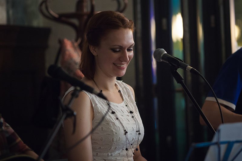 Акустик кавер-бэнд Music Motion: «В мире много песен стали классикой, и пришло время их исполнять» (фото) - фото 4 Акустик кавер-бэнд Music Motion: «В мире много песен стали классикой, и пришло время их исполнять» (фото) - фото 4