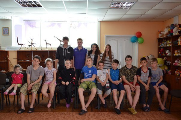 1 июня 2015 года в Сумском Детском Доме им. С. Супруна прошла благотворительная акция (фото) - фото 1 1 июня 2015 года в Сумском Детском Доме им. С. Супруна прошла благотворительная акция (фото) - фото 1