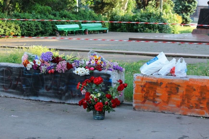 Одесские сепаратисты сошли с ума: Кто не скачет - тот москаль (ФОТО) (фото) - фото 1 Одесские сепаратисты сошли с ума: Кто не скачет - тот москаль (ФОТО) (фото) - фото 1