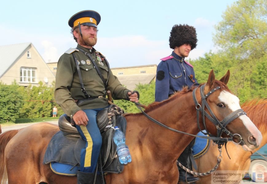 В Симферополь на конях прибыли казаки Юга России (ФОТО) (фото) - фото 5