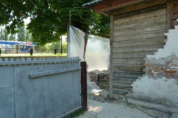 На Кировоградщине обнаружили дом, которому около 150-лет. Фото (фото) - фото 1 На Кировоградщине обнаружили дом, которому около 150-лет. Фото (фото) - фото 1