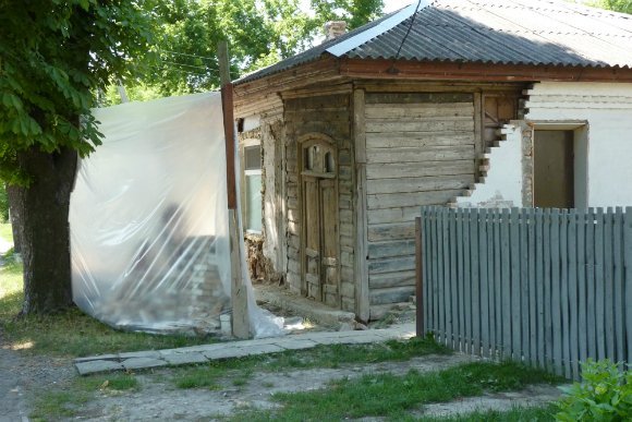 На Кировоградщине обнаружили дом, которому около 150-лет. Фото (фото) - фото 1 На Кировоградщине обнаружили дом, которому около 150-лет. Фото (фото) - фото 1