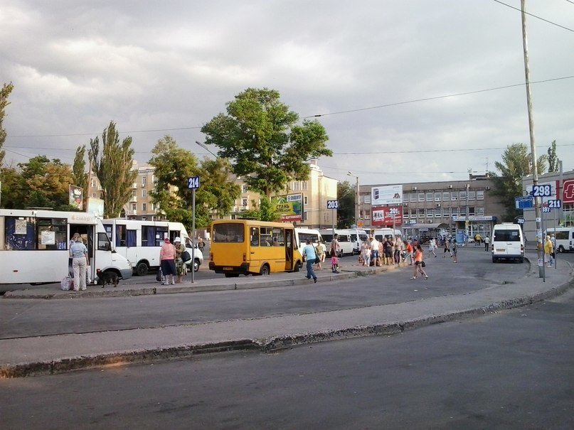 В Кривом Роге повесили электронные табло за 620 тысяч гривен, а троллейбусов на маршрутах нет (ФОТО) (фото) - фото 1 В Кривом Роге повесили электронные табло за 620 тысяч гривен, а троллейбусов на маршрутах нет (ФОТО) (фото) - фото 1