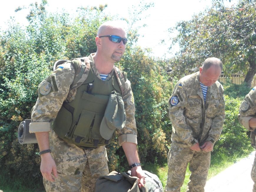 До Львова повернулися воїни, які захищали країну у зоні бойових дій (ФОТО) (фото) - фото 1 До Львова повернулися воїни, які захищали країну у зоні бойових дій (ФОТО) (фото) - фото 1