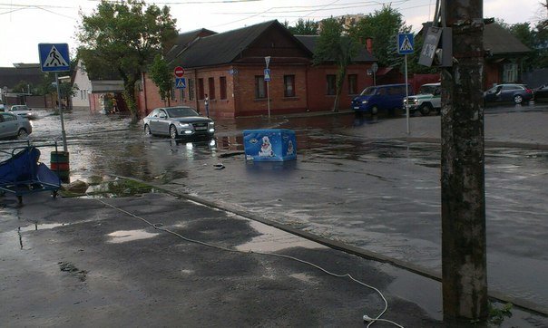 Фотофакт: в воскресенье Гомель «накрыло» дождем → http://odsgomel.org/rus/news/gomel/57315/ (фото) - фото 27 Фотофакт: в воскресенье Гомель «накрыло» дождем → http://odsgomel.org/rus/news/gomel/57315/ (фото) - фото 27