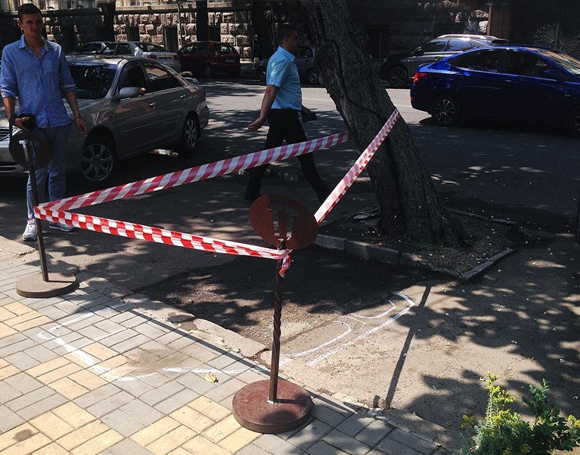 В Одессе под носом у СБУшников украли городскую достопримечательность (ФОТО) (фото) - фото 1 В Одессе под носом у СБУшников украли городскую достопримечательность (ФОТО) (фото) - фото 1