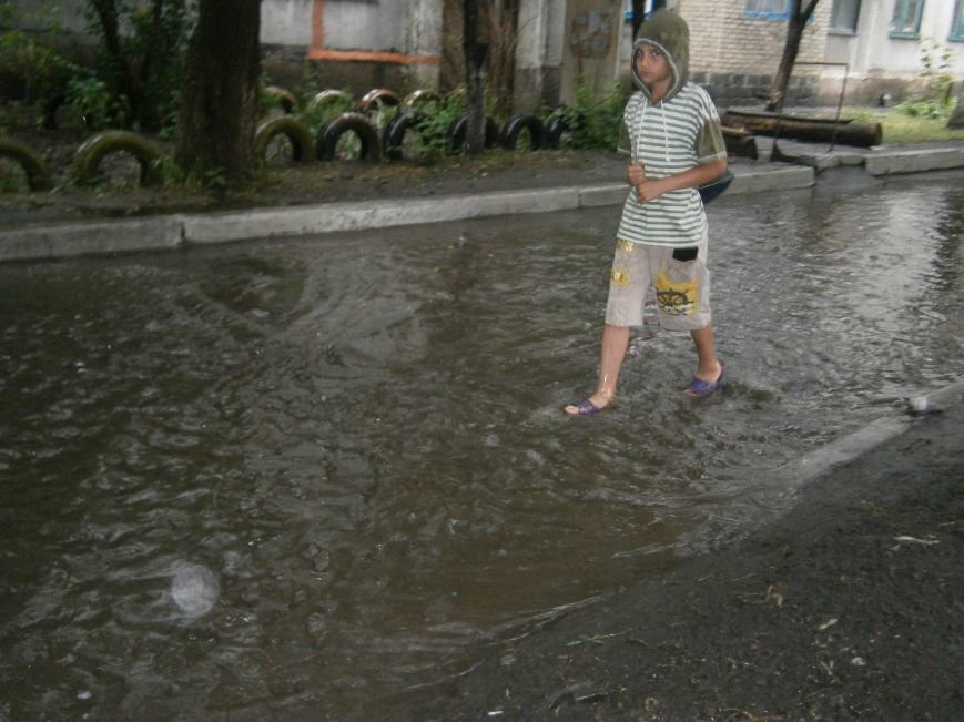 Как Димитров сегодня утопал в дождевых водах (ФОТОФАКТ) (фото) - фото 2 Как Димитров сегодня утопал в дождевых водах (ФОТОФАКТ) (фото) - фото 2