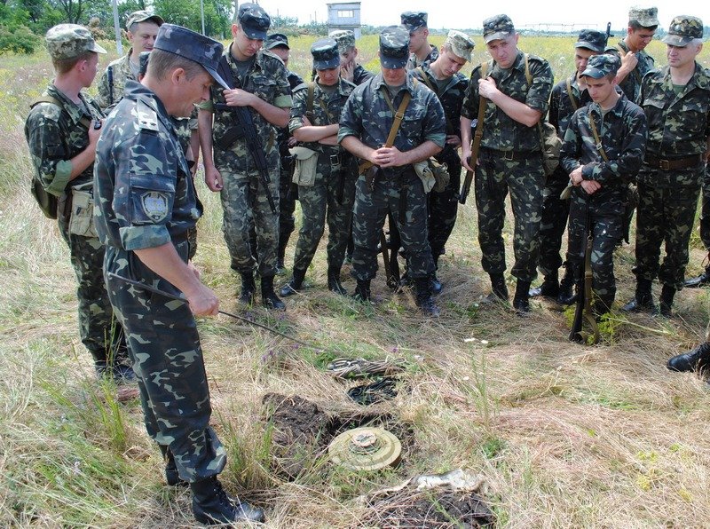 В Одессе начались военные сборы выпускников-летчиков (ФОТО) (фото) - фото 1 В Одессе начались военные сборы выпускников-летчиков (ФОТО) (фото) - фото 1