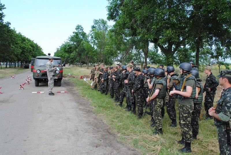 В Одессе начались военные сборы выпускников-летчиков (ФОТО) (фото) - фото 1 В Одессе начались военные сборы выпускников-летчиков (ФОТО) (фото) - фото 1