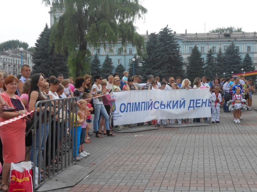 В Днепродзержинске отметили Олимпийский день (фото) - фото 1 В Днепродзержинске отметили Олимпийский день (фото) - фото 1
