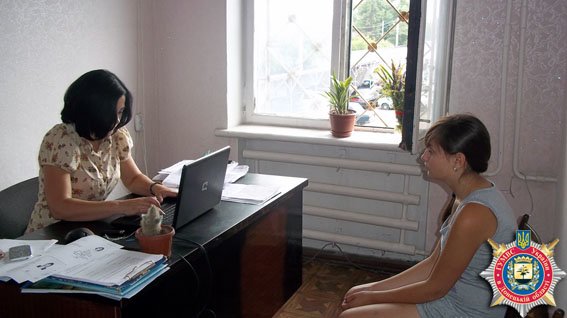 С любимыми не расставайтесь: милиция Красноармейска вернула домой двух влюбленных подростков (фото) - фото 1 С любимыми не расставайтесь: милиция Красноармейска вернула домой двух влюбленных подростков (фото) - фото 1