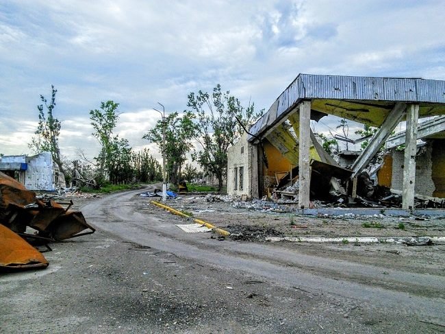 Что осталось от аэропорта в Луганске (ФОТО) (фото) - фото 3 Что осталось от аэропорта в Луганске (ФОТО) (фото) - фото 3