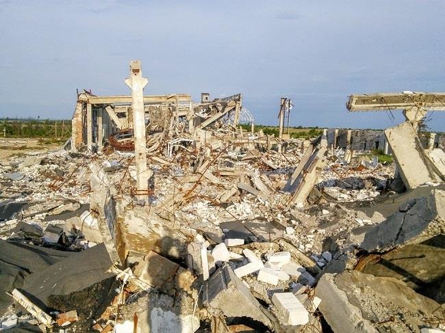 Что осталось от аэропорта в Луганске (ФОТО) (фото) - фото 2 Что осталось от аэропорта в Луганске (ФОТО) (фото) - фото 2