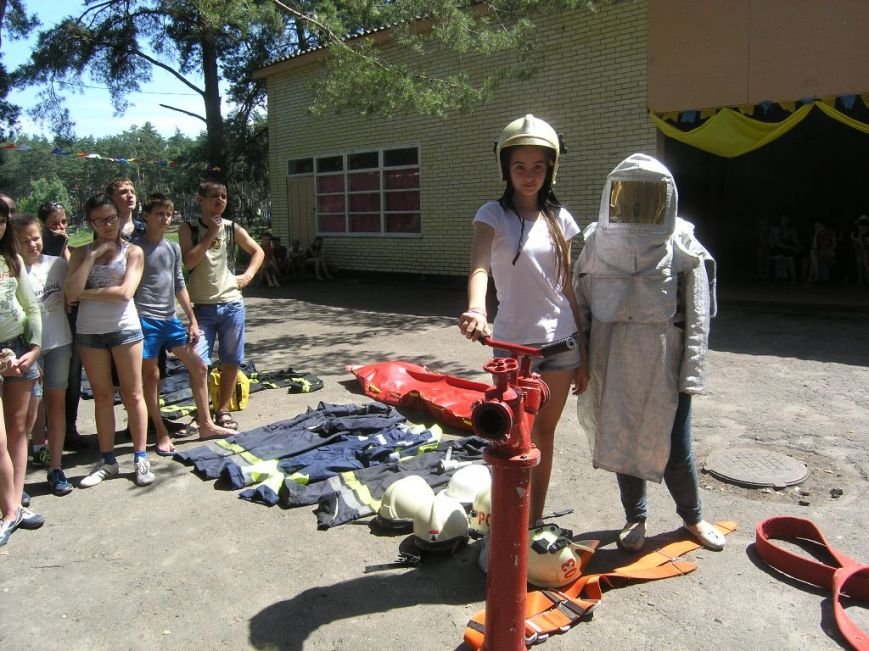 Спасатели провели для юных сумчан мастер-класс (ФОТО) (фото) - фото 1