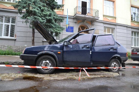 Опубліковані нові фото з місця вибуху у Львові (ФОТО) (фото) - фото 1 Опубліковані нові фото з місця вибуху у Львові (ФОТО) (фото) - фото 1