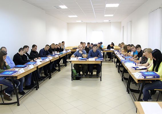 Поліцейська академія: у Львові стартувало навчання майбутніх поліцейських (ФОТО) (фото) - фото 2 Поліцейська академія: у Львові стартувало навчання майбутніх поліцейських (ФОТО) (фото) - фото 2
