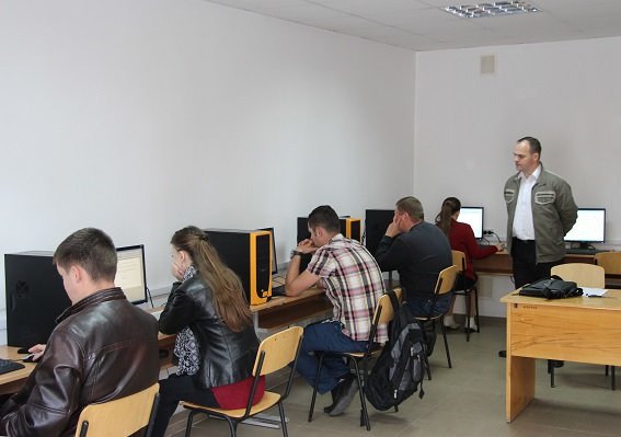Поліцейська академія: у Львові стартувало навчання майбутніх поліцейських (ФОТО) (фото) - фото 1 Поліцейська академія: у Львові стартувало навчання майбутніх поліцейських (ФОТО) (фото) - фото 1