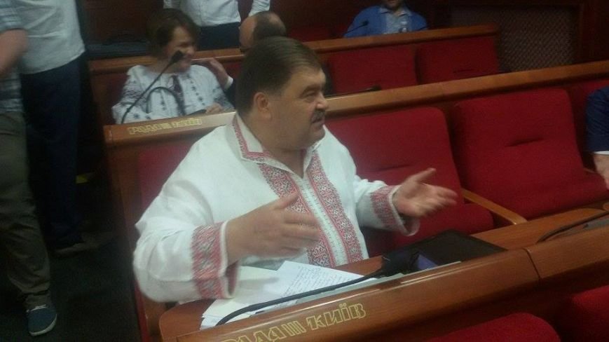 Национальный тренд: «Модный приговор» в ответ агрессору, Украина в сердце, и вышиванка, как символ единства (фото) - фото 13 Национальный тренд: «Модный приговор» в ответ агрессору, Украина в сердце, и вышиванка, как символ единства (фото) - фото 13