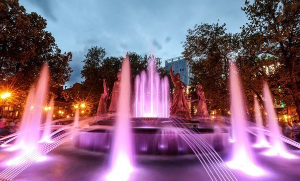 В Уфе открылся музыкальный фонтан «Семь девушек» (фото) - фото 1 В Уфе открылся музыкальный фонтан «Семь девушек» (фото) - фото 1