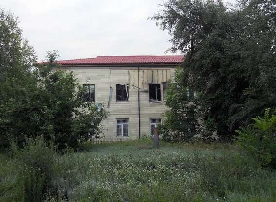 На Полтавщине из гранатомёта расстреляли здание налоговой инспекции (ФОТО) (фото) - фото 1 На Полтавщине из гранатомёта расстреляли здание налоговой инспекции (ФОТО) (фото) - фото 1