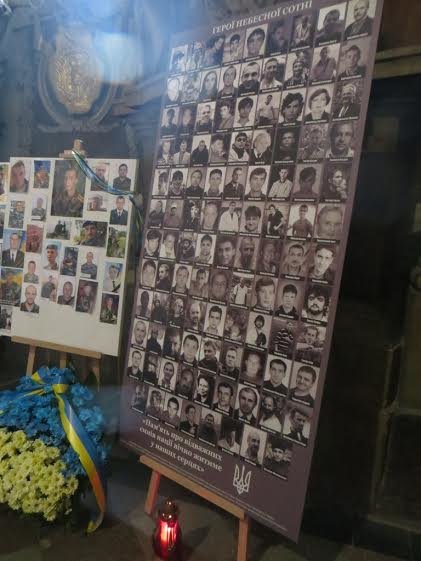 У Львівському Гарнізонному храмі відкрили меморіальну дошку Героям Небесної Сотні (ФОТО) (фото) - фото 3 У Львівському Гарнізонному храмі відкрили меморіальну дошку Героям Небесної Сотні (ФОТО) (фото) - фото 3