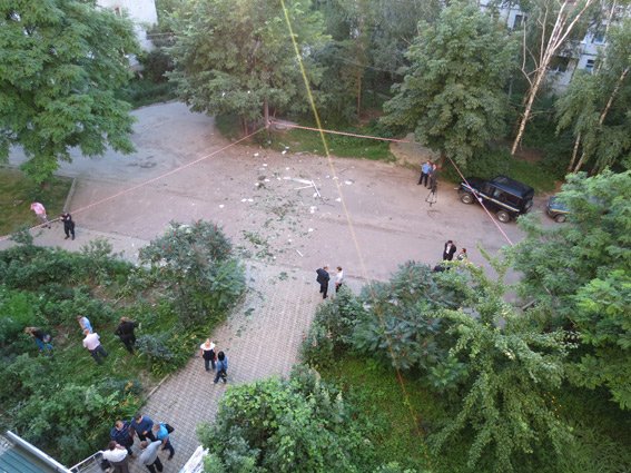 Теракт в Сумах: в офисе «Батьківщини» находился пункт сбора гуманитарки для АТО (ФОТО) (фото) - фото 1 Теракт в Сумах: в офисе «Батьківщини» находился пункт сбора гуманитарки для АТО (ФОТО) (фото) - фото 1