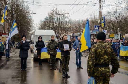 Рік АТО: як Україна дякує своїм військовим за героїзм і відвагу (ФОТО+ВІДЕО) (фото) - фото 4 Рік АТО: як Україна дякує своїм військовим за героїзм і відвагу (ФОТО+ВІДЕО) (фото) - фото 4