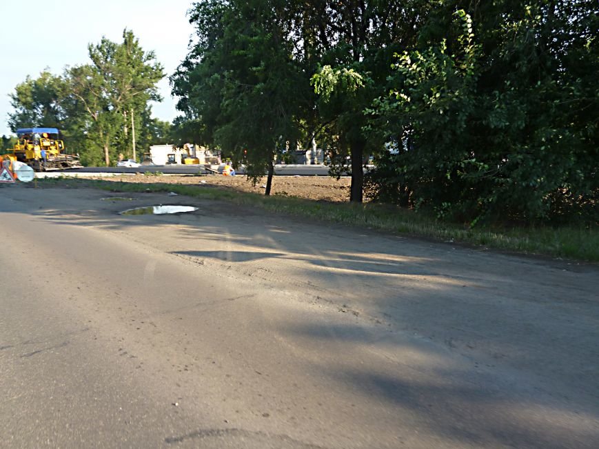 В Кривом Роге перекроют дорогу через дамбу на КРЭСе. Автотранспорт пустят по новой трассе (ФОТО) (фото) - фото 1 В Кривом Роге перекроют дорогу через дамбу на КРЭСе. Автотранспорт пустят по новой трассе (ФОТО) (фото) - фото 1