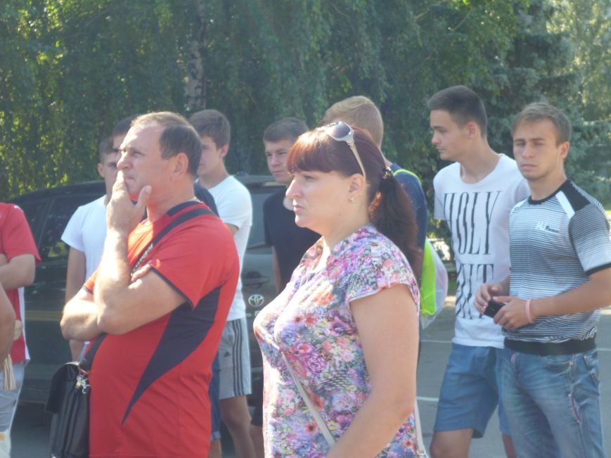 Криворожане не смогли попасть на прием к Юрию Вилкулу и решили подать на него в суд (ФОТО) (фото) - фото 3 Криворожане не смогли попасть на прием к Юрию Вилкулу и решили подать на него в суд (ФОТО) (фото) - фото 3