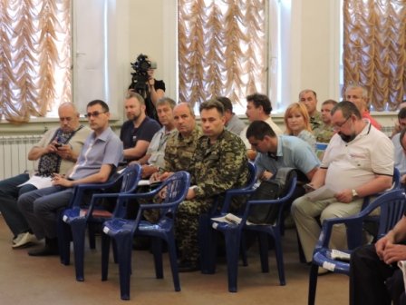 Мэр призвал неравнодушных мариупольцев принять участие в строительстве третьей линии обороны (ФОТО) (фото) - фото 1 Мэр призвал неравнодушных мариупольцев принять участие в строительстве третьей линии обороны (ФОТО) (фото) - фото 1